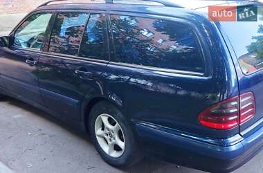 Универсал Mercedes-Benz E-Class 2000 в 