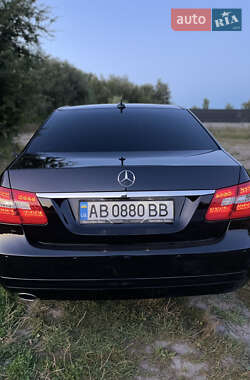Седан Mercedes-Benz E-Class 2012 в 