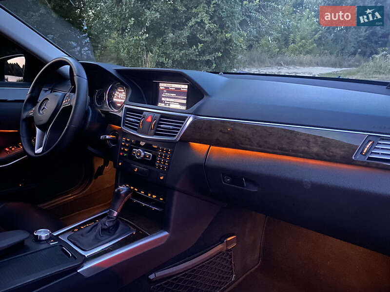 Mercedes-Benz E-Class 2012