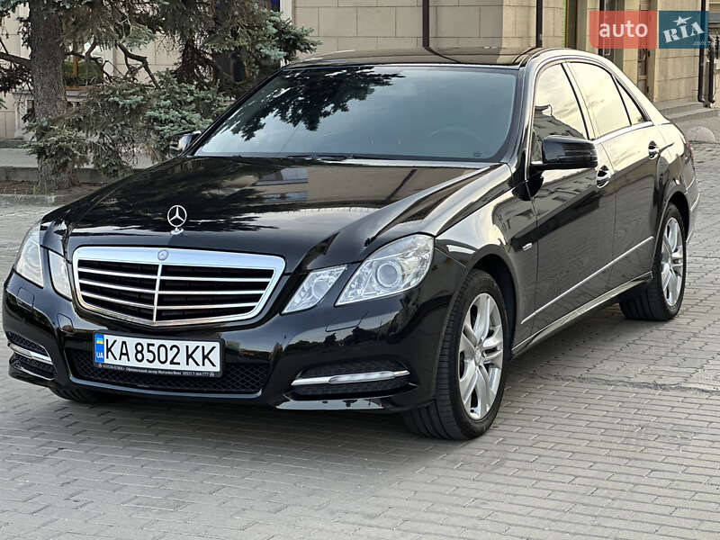 Седан Mercedes-Benz E-Class 2009 в Запоріжжі