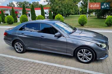 Седан Mercedes-Benz E-Class 2015 в 
