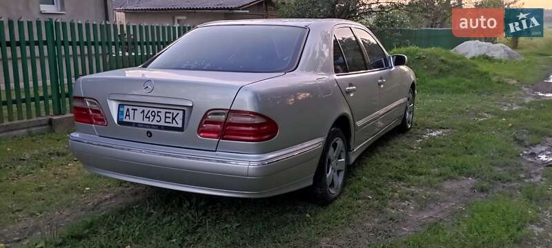 Седан Mercedes-Benz E-Class 2000 в Коломые