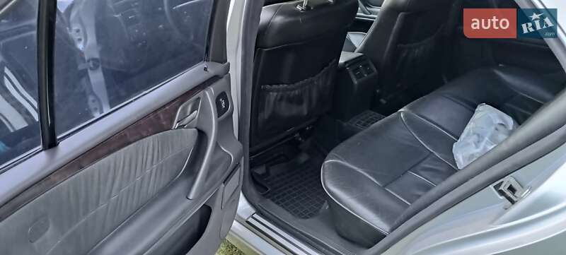Седан Mercedes-Benz E-Class 2000 в Коломые