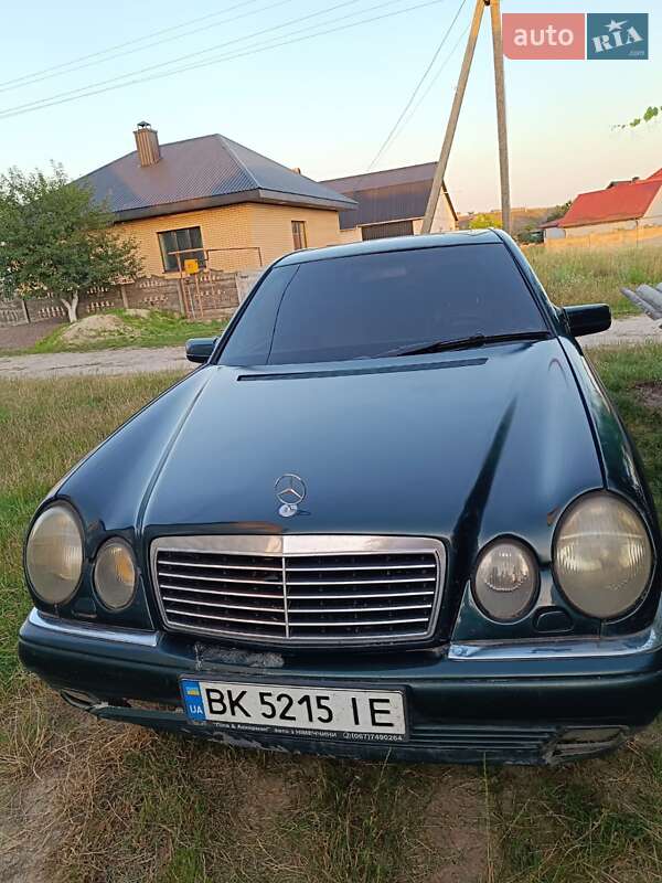 Mercedes-Benz E-Class 1997