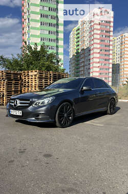 Седан Mercedes-Benz E-Class 2014 в Одесі