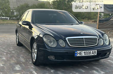 Седан Mercedes-Benz E-Class 2004 в Миколаєві