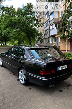 Седан Mercedes-Benz E-Class 2001 в Кривом Роге