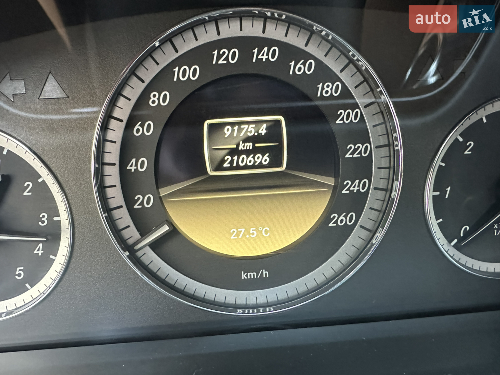 2012 Mercedes-Benz E-klasse - мініатюра 9