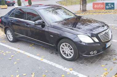 Седан Mercedes-Benz E-Class 2010 в Хмельницком