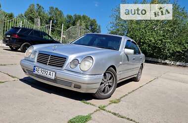 Седан Mercedes-Benz E-Class 1999 в Дніпрі