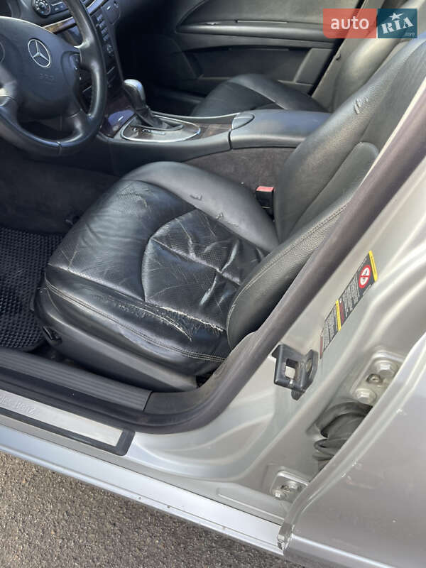 Седан Mercedes-Benz E-Class 2002 в Коломые