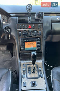 Универсал Mercedes-Benz E-Class 2000 в 