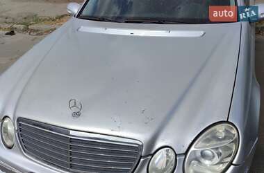 Седан Mercedes-Benz E-Class 2002 в 
