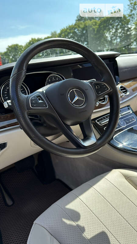 Универсал Mercedes-Benz E-Class 2018 в Нововолынске