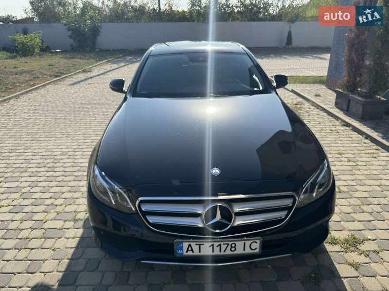 Седан Mercedes-Benz E-Class 2016 в Ивано-Франковске