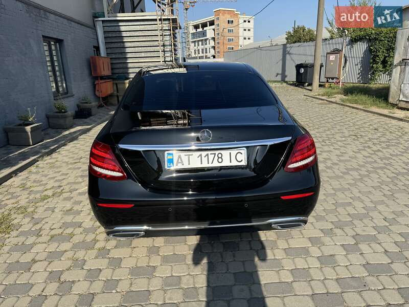 Седан Mercedes-Benz E-Class 2016 в Ивано-Франковске