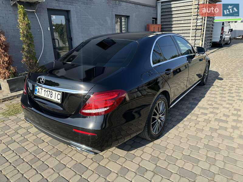 Седан Mercedes-Benz E-Class 2016 в Ивано-Франковске