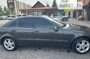 Седан Mercedes-Benz E-Class 2002 в Тернополі