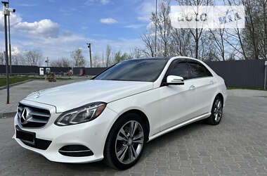 Седан Mercedes-Benz E-Class 2014 в Дніпрі