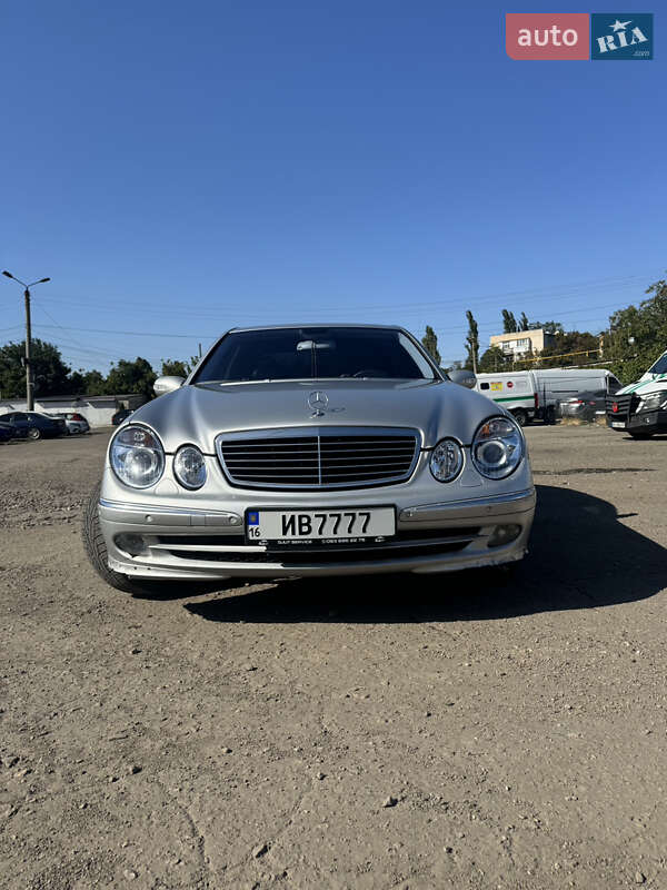Седан Mercedes-Benz E-Class 2002 в Одесі