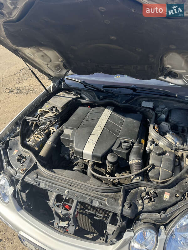 Седан Mercedes-Benz E-Class 2002 в Одесі