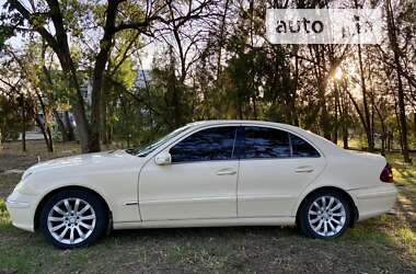 Седан Mercedes-Benz E-Class 2005 в Измаиле