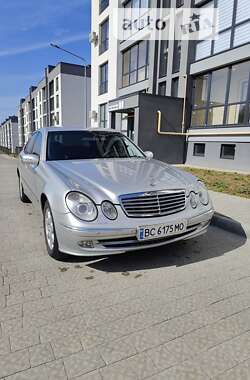 Седан Mercedes-Benz E-Class 2003 в Новояворовске