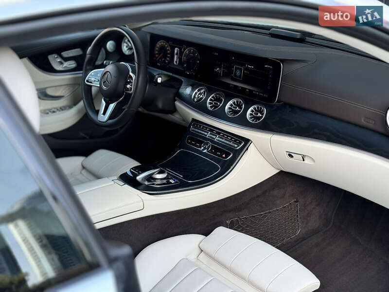 Купе Mercedes-Benz E-Class 2019 в Киеве