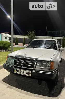 Mercedes-Benz E-Class 1985