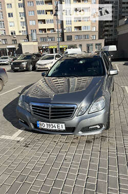 Універсал Mercedes-Benz E-Class 2010 в Одесі