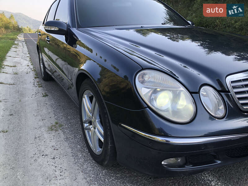 Седан Mercedes-Benz E-Class 2006 в Самборе