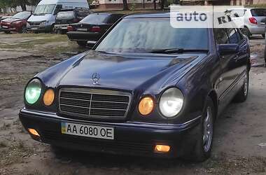 Седан Mercedes-Benz E-Class 1996 в Киеве