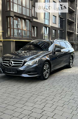 Універсал Mercedes-Benz E-Class 2013 в Івано-Франківську