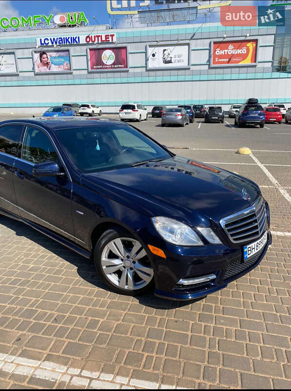 Mercedes-Benz E-Class 2011