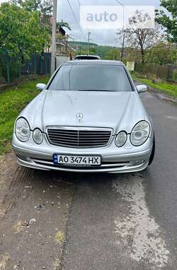 Седан Mercedes-Benz E-Class 2005 в Ужгороді