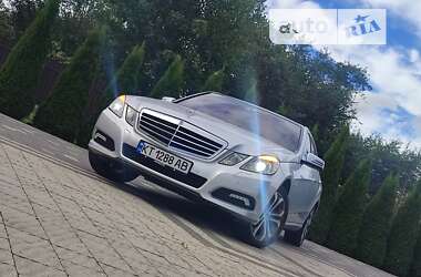 Седан Mercedes-Benz E-Class 2010 в Івано-Франківську