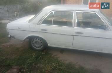 Седан Mercedes-Benz E-Class 1979 в 