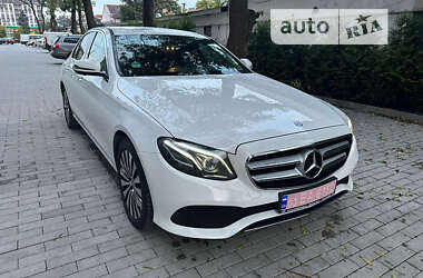 Седан Mercedes-Benz E-Class 2016 в Ужгороді