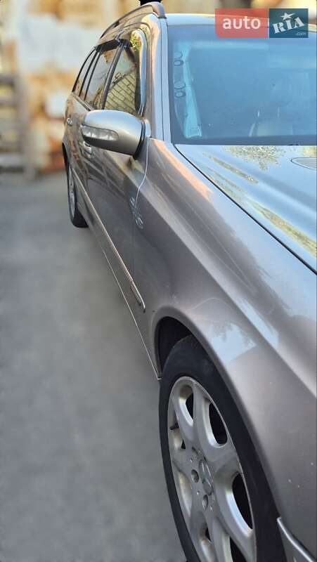 Универсал Mercedes-Benz E-Class 2003 в Киеве
