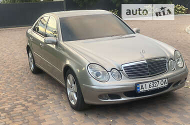 Седан Mercedes-Benz E-Class 2004 в Києві