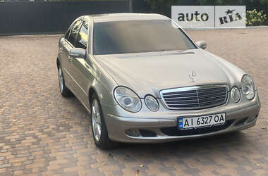 Седан Mercedes-Benz E-Class 2004 в Києві