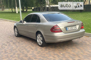 Седан Mercedes-Benz E-Class 2004 в Києві