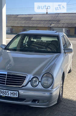 Седан Mercedes-Benz E-Class 2000 в Вышгороде