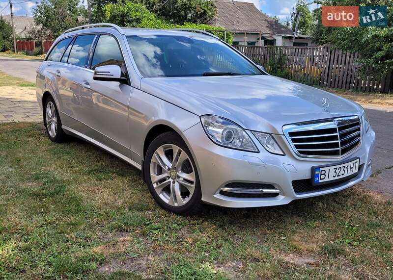 Універсал Mercedes-Benz E-Class 2012 в Кременчуці