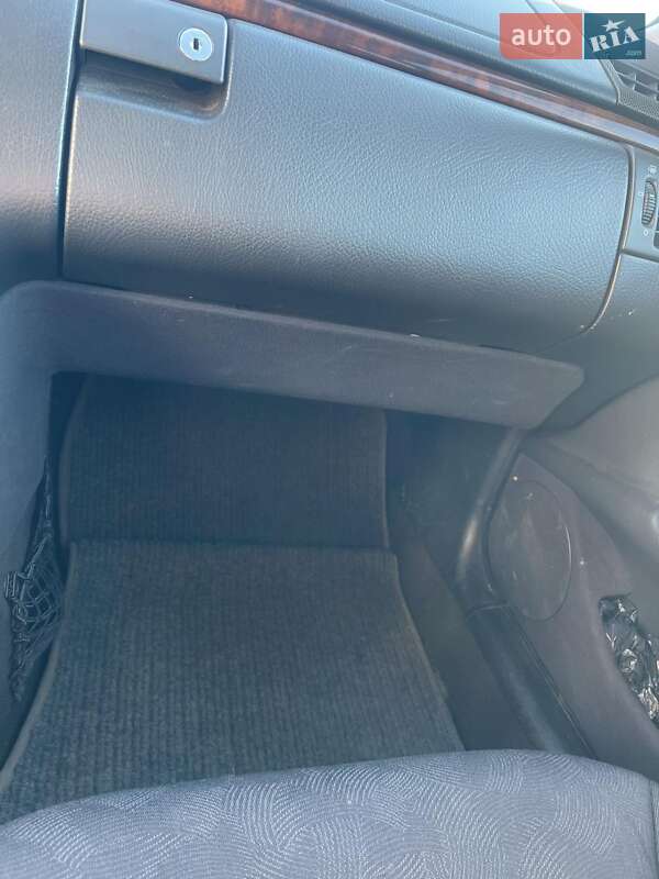 Седан Mercedes-Benz E-Class 1999 в Луцьку фото 6 Седан Mercedes-Benz E-Class 1999 в Луцьку