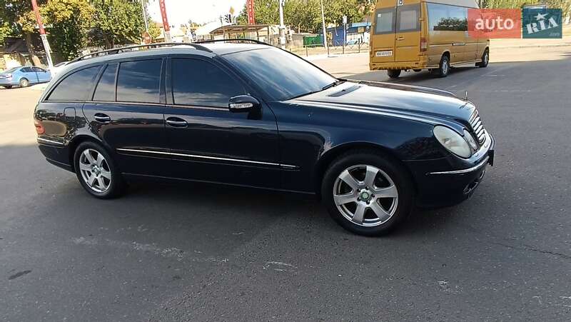 Mercedes-Benz E-Class 2004