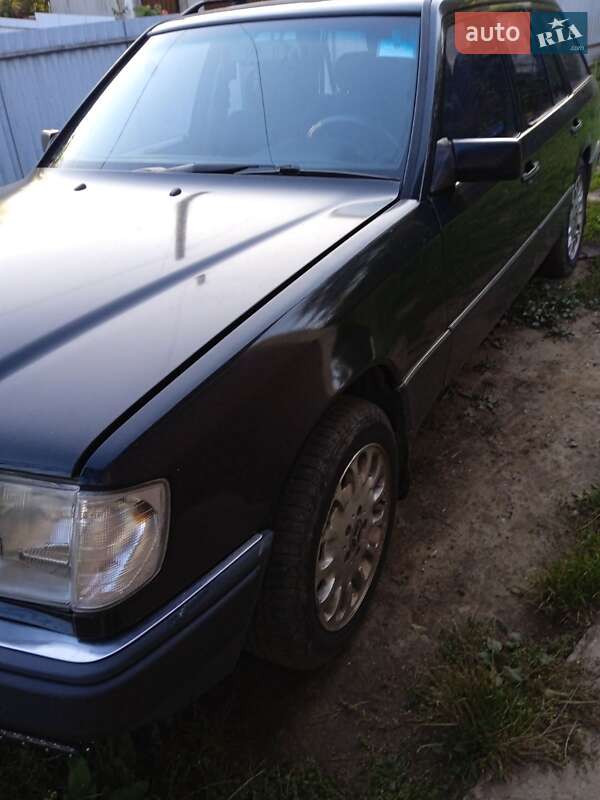 Универсал Mercedes-Benz E-Class 1995 в Черновцах