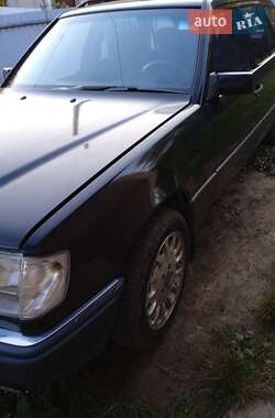 Универсал Mercedes-Benz E-Class 1995 в 