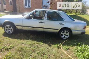 Седан Mercedes-Benz E-Class 1988 в Ровно