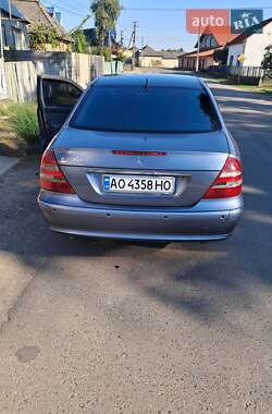 Седан Mercedes-Benz E-Class 2003 в 